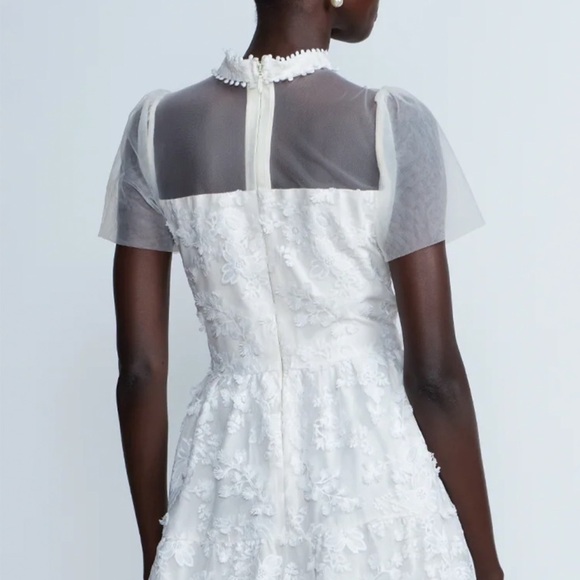 NWT - New York & Company - Short Sleeve 3D Floral Dress - Ivory - Picture 4 of 14